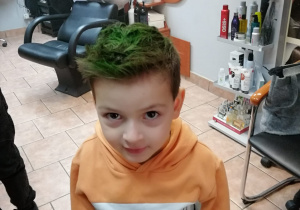Szymek i jego zielone włosy