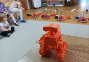 Robot wykonany drukarką 3D.
